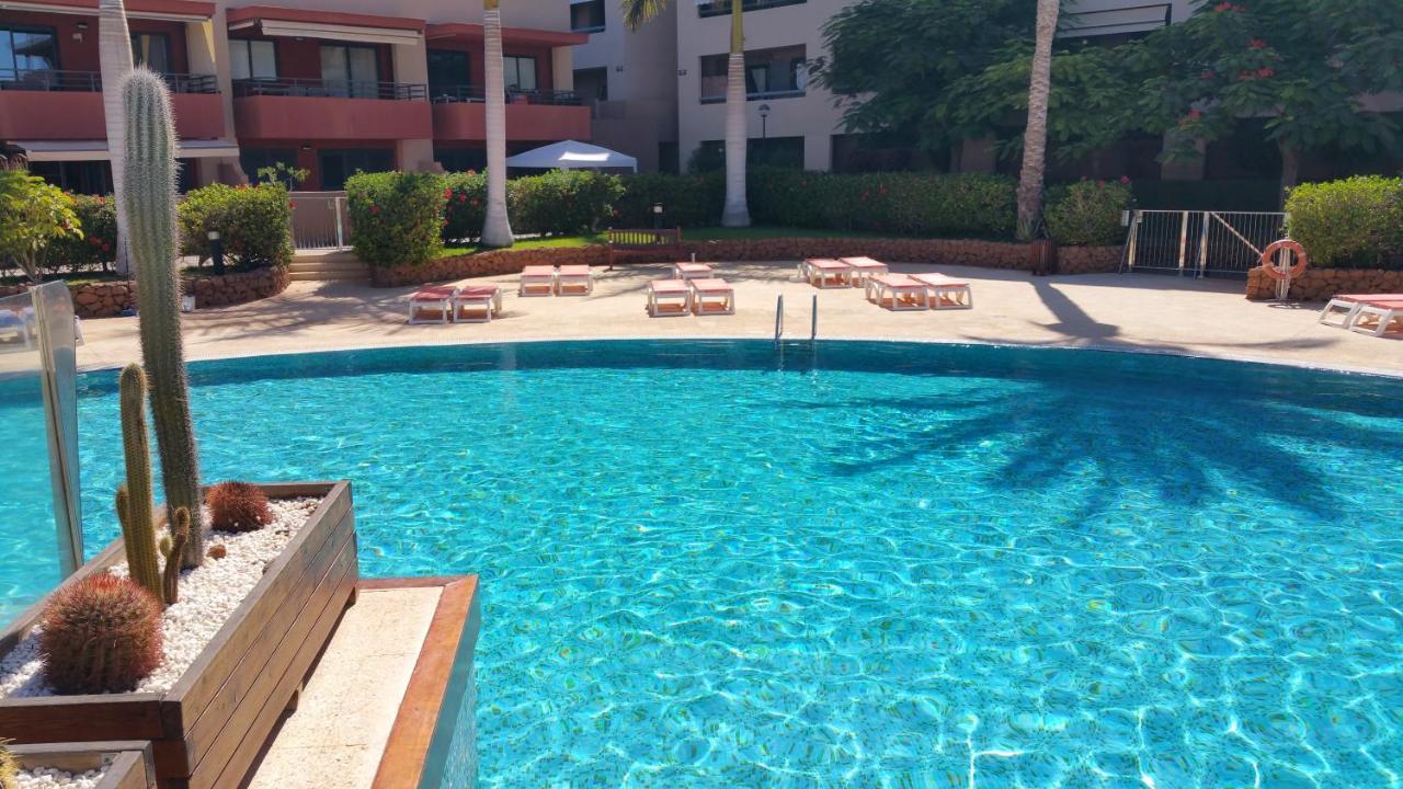 #Seaparaiso# Heated Pool,Private Parking,Fast Wifi 아데제 외부 사진