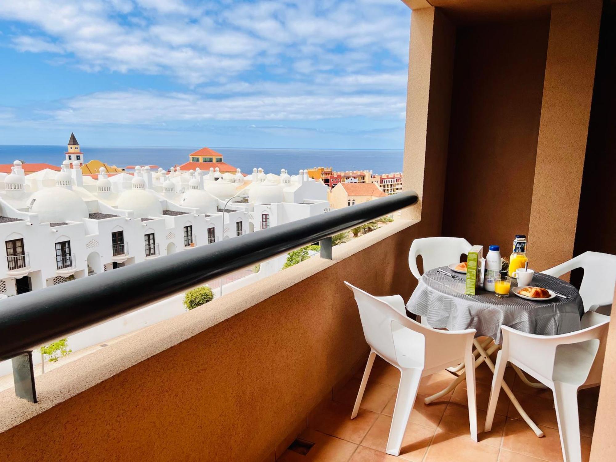 #Seaparaiso# Heated Pool,Private Parking,Fast Wifi 아데제 외부 사진